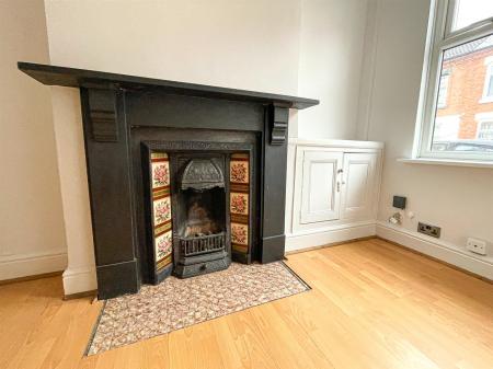 2 bedroom Terraced House for sale in Bolton Road, Westcotes, Leicester