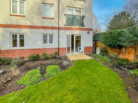 2 bedroom Apartment for sale in Wolsey Court, Leicester