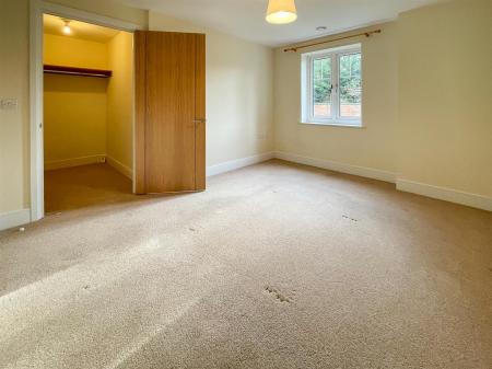 2 bedroom Apartment for sale in Wolsey Court, Leicester