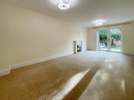 2 bedroom Apartment for sale in Wolsey Court, Leicester