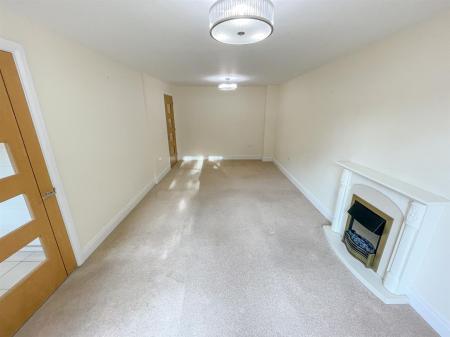 2 bedroom Apartment for sale in Wolsey Court, Leicester
