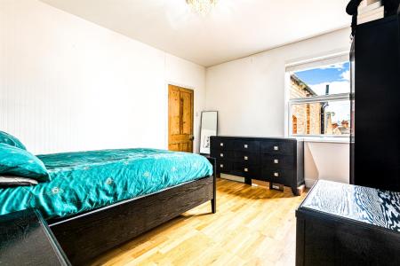 3 bedroom Terraced House for sale in Fleetwood Road, Clarendon Park