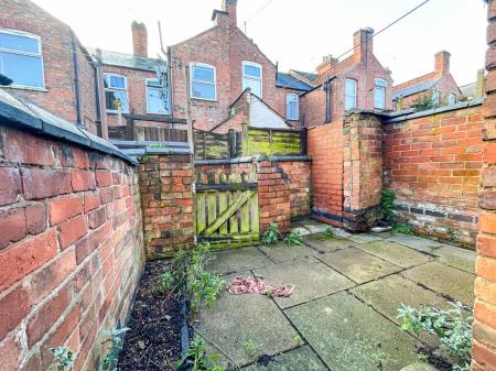 2 bedroom Terraced House for sale in Gaul Street, Leicester