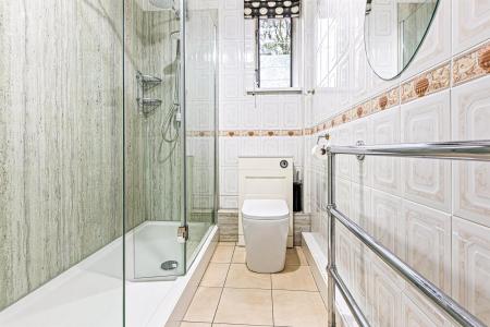 2 bedroom Apartment for sale in Stoneygate Court, Leicester