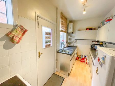 2 bedroom Terraced House for sale in Oxford Road, Leicester