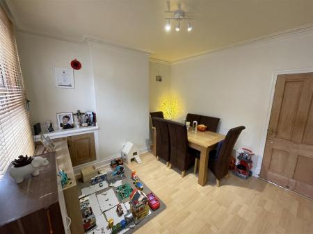 2 bedroom Terraced House for sale in Oxford Road, Leicester