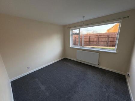 3 bedroom Property to let in Gayhurst Close, Leicester