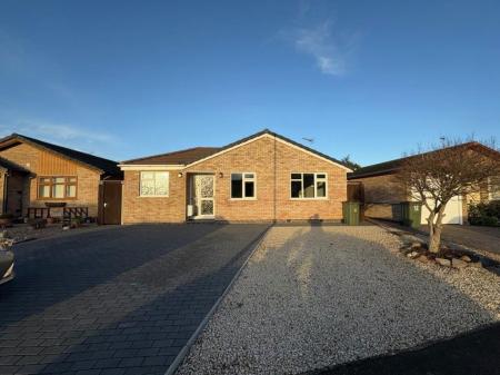 3 bedroom Property to let in Gayhurst Close, Leicester