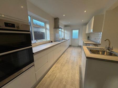 3 bedroom Property to let in Gayhurst Close, Leicester