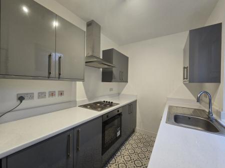 2 bedroom Property to let in Fosse Road North, Leicester