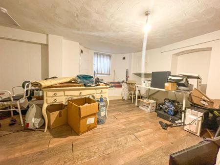 5 bedroom Terraced House for sale in Severn Street, Leicester