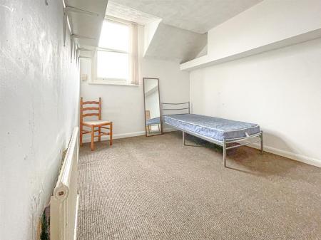 5 bedroom Terraced House for sale in Severn Street, Leicester