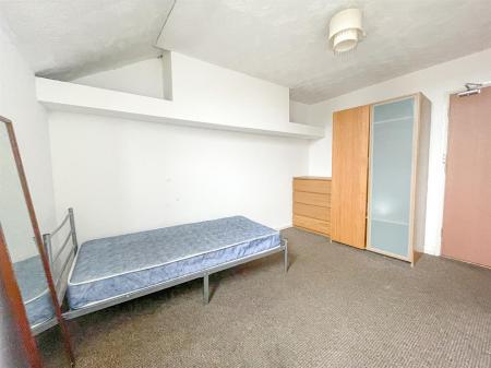 5 bedroom Terraced House for sale in Severn Street, Leicester