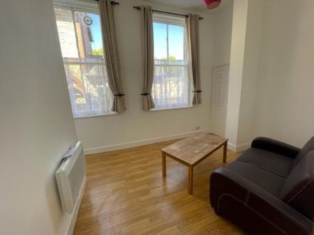 1 bedroom Property to let in London Road, Stoneygate, Leicester