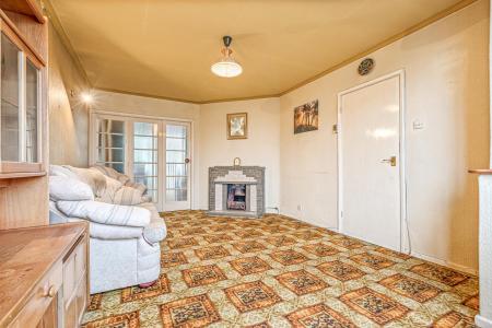 4 bedroom Semi-detached house for sale in Breedon Avenue, Wigston