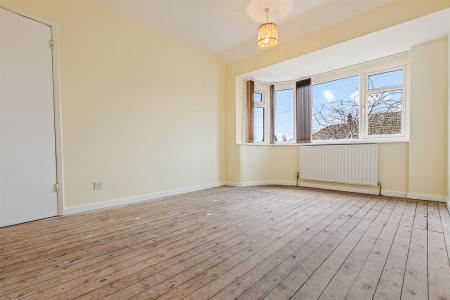 4 bedroom Semi-detached house for sale in Breedon Avenue, Wigston