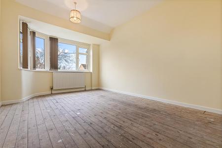 4 bedroom Semi-detached house for sale in Breedon Avenue, Wigston