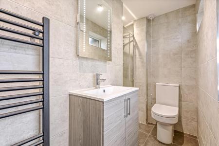 4 bedroom Semi-detached house for sale in Breedon Avenue, Wigston