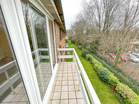 2 bedroom Apartment for sale in Dukes Drive, Leicester