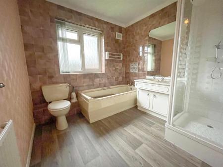 2 bedroom Apartment for sale in Dukes Drive, Leicester