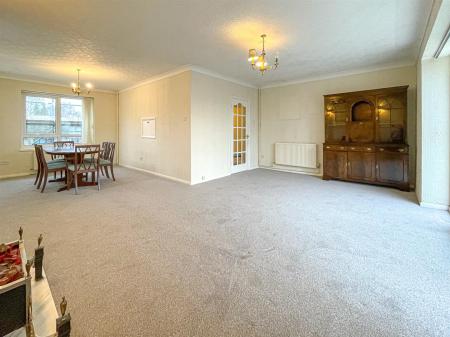 2 bedroom Apartment for sale in Dukes Drive, Leicester