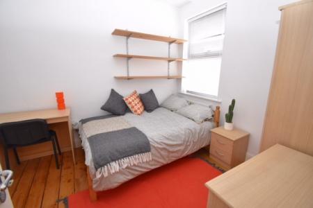 5 bedroom Terraced House for sale in Braemar Road, Fallowfield, Manchester, M14