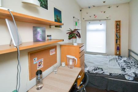 4 bedroom Terraced House for sale in Whitby Road, Fallowfield, Manchester, M14