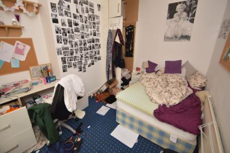 5 bedroom Detached house to let in Albion Road, Fallowfield, Manchester, M14