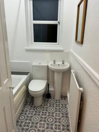 3 bedroom Flat to let in Claremont Road, Rusholme, Manchester, M14