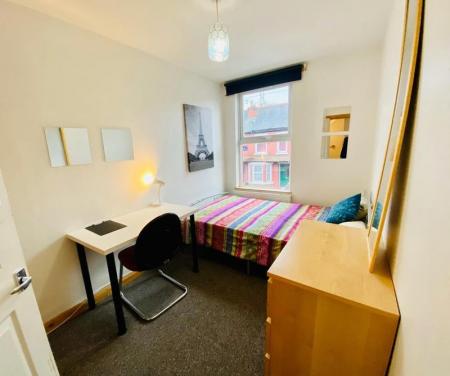 7 bedroom Terraced House to let in HOUSE SHARE Whitby Road, Fallowfield, Manchester, M14