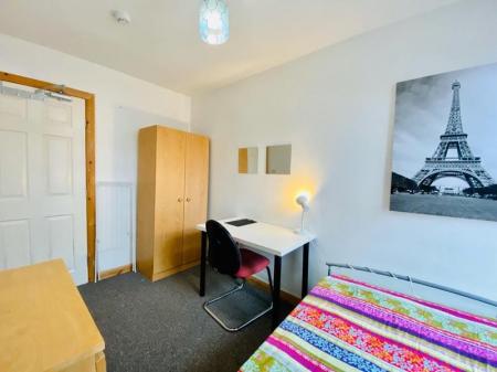 7 bedroom Terraced House to let in HOUSE SHARE Whitby Road, Fallowfield, Manchester, M14