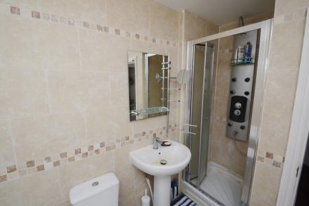 1 bedroom End of terrace house to let in Houseshare Kingswood Road, Fallowfield, Manchester, M14