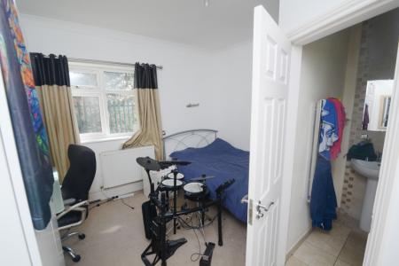 1 bedroom End of terrace house to let in Houseshare Kingswood Road, Fallowfield, Manchester, M14