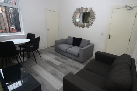 4 bedroom Terraced House to let in Norfolk Street, Salford, M6