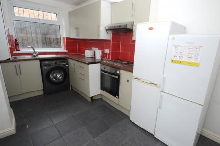4 bedroom Terraced House to let in Norfolk Street, Salford, M6