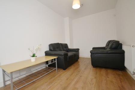 5 bedroom Terraced House to let in Plymouth View, Ardwick, Manchester, M13