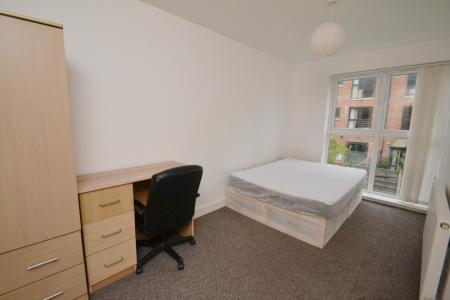 5 bedroom Terraced House to let in Plymouth View, Ardwick, Manchester, M13