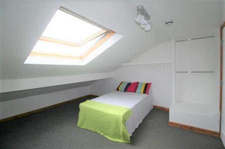 8 bedroom Terraced House to let in Davenport Avenue, Withington, Manchester, M20