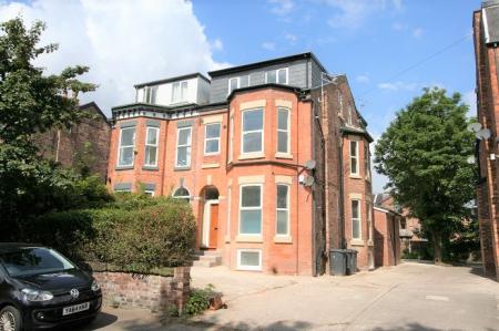 3 bedroom Flat to let in Old Lansdowne Road, West Didsbury, Manchester, M20