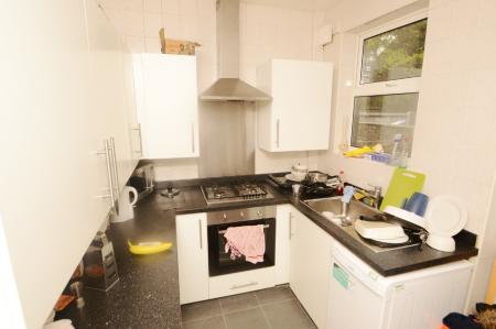 5 bedroom Detached house to let in Landcross Road, Fallowfield, Manchester, M14