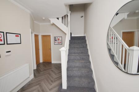 5 bedroom Terraced House to let in Heald Grove, Rusholme, Manchester, M14