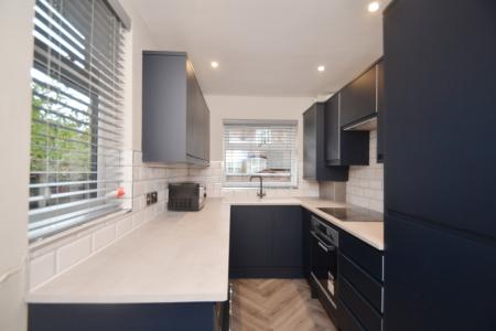 5 bedroom Terraced House to let in Heald Grove, Rusholme, Manchester, M14