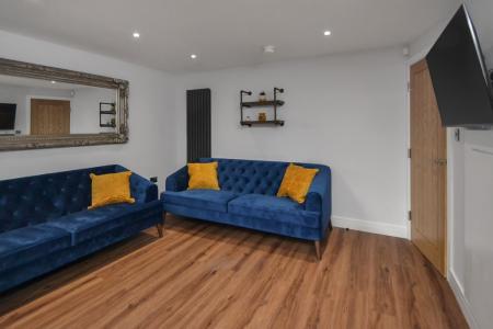 6 bedroom Terraced House to let in Bankfield Avenue, Victoria Park, Manchester, M13