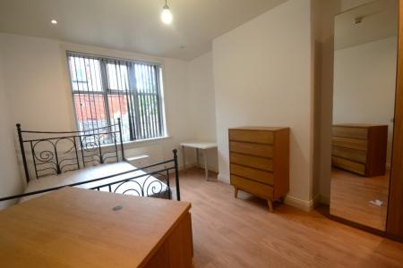 8 bedroom House to let in Egerton Road, Fallowfield, Manchester, M14