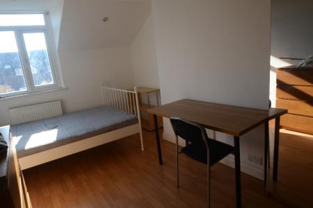 9 bedroom End of terrace house to let in Egerton Road, Fallowfield, Manchester, M14