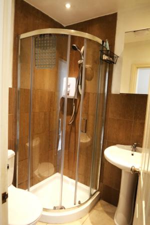 9 bedroom End of terrace house to let in Egerton Road, Fallowfield, Manchester, M14