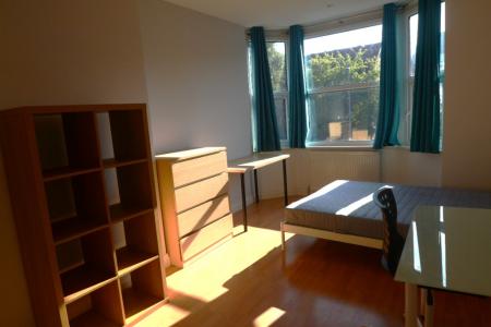 9 bedroom End of terrace house to let in Egerton Road, Fallowfield, Manchester, M14