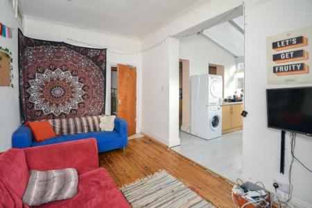 7 bedroom End of terrace house to let in Landcross Road, Fallowfield, Manchester, M14