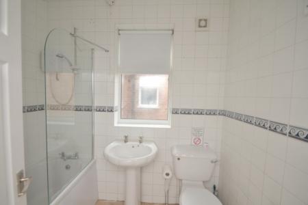 5 bedroom Terraced House to let in Whitby Road, Fallowfield, Manchester, M14