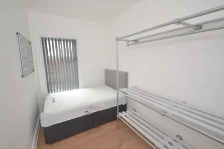 5 bedroom Terraced House to let in Whitby Road, Fallowfield, Manchester, M14